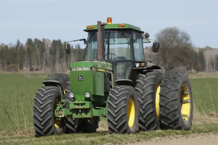 Framed Print : John Deere 4455 tractor with dual wheels, Sweden, may Framed Print : John Deere 4455 tractor with dual wheels, Sweden, may