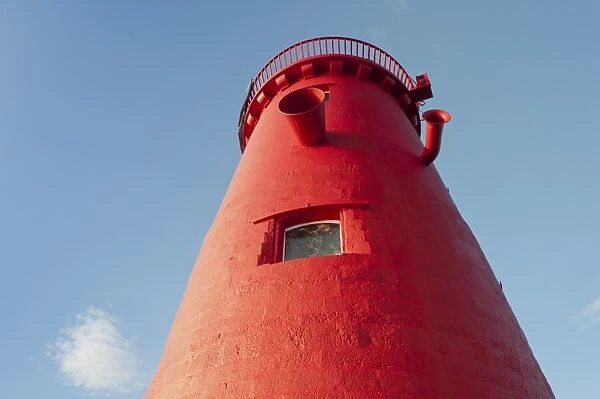 Lighthouse on sea wall protecting harbour entrance, Poolbeg Lighthouse, Great South Wall, Dublin Port, Dublin Bay