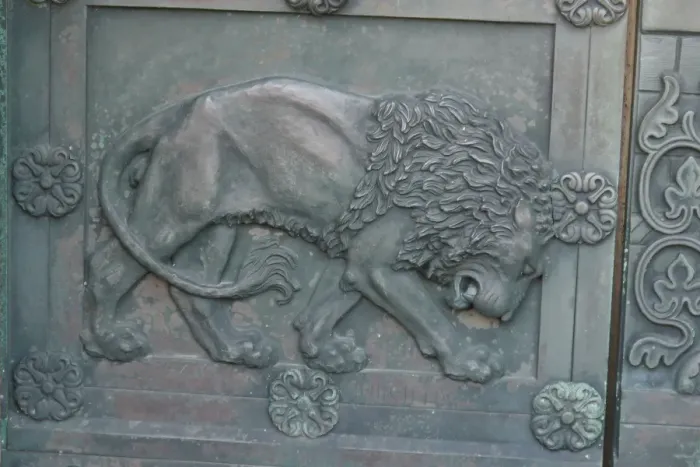 Framed Print : Lion detail of bronze cathedral door in historic town, Our Lady Maria Cathedral (Vor Frue Maria Domkirke), Ribe Framed Print : Lion detail of bronze cathedral door in historic town, Our Lady Maria Cathedral (Vor Frue Maria Domkirke), Ribe