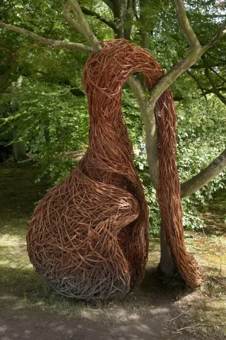 Framed Print : Modern contemporary wicker sculpture in garden of stately home, Chatsworth House, Derbyshire, England, August