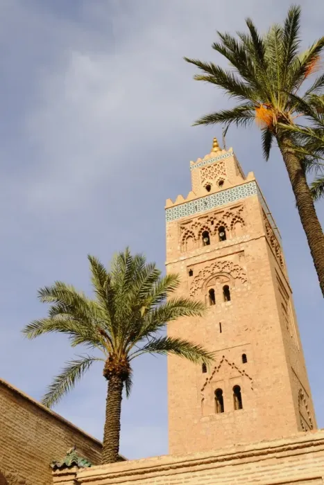 Framed Print : Mosque minaret and palm trees, Qessabin Mosque, Marrakesh, Morocco, january Framed Print : Mosque minaret and palm trees, Qessabin Mosque, Marrakesh, Morocco, january