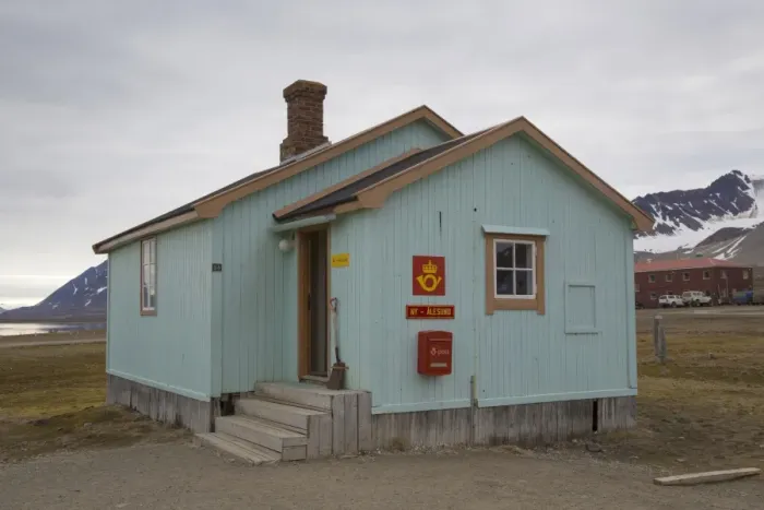 Framed Print : Most northern post office in world, Ny-Alesund, Oscar II Land, Spitsbergen, Svalbard, August Framed Print : Most northern post office in world, Ny-Alesund, Oscar II Land, Spitsbergen, Svalbard, August