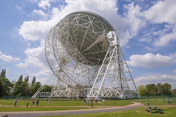 Radio telescope, Lovell Telescope, Jodrell Bank Observatory, Cheshire, England, June