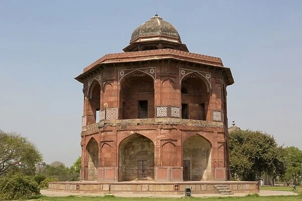 Red sandstone octagonal tower, Sher Mandal, Purana Qila, Delhi, India, March