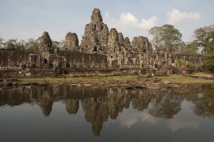 Framed Print : Reflection of Khmer temple in pond, Bayon, Angkor Thom, Siem Riep, Cambodia Framed Print : Reflection of Khmer temple in pond, Bayon, Angkor Thom, Siem Riep, Cambodia