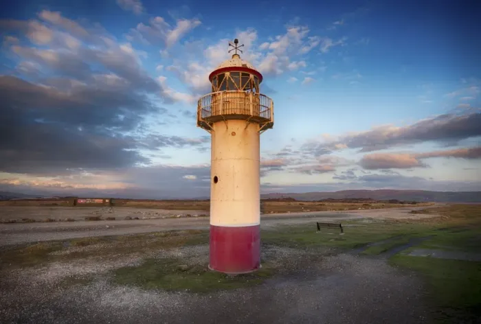 Framed Print : Restored cast iron lighthouse, Hodbarrow Lighthouse, Hodbarrow Point, Duddon Estuary, Haverigg, Cumbria, England