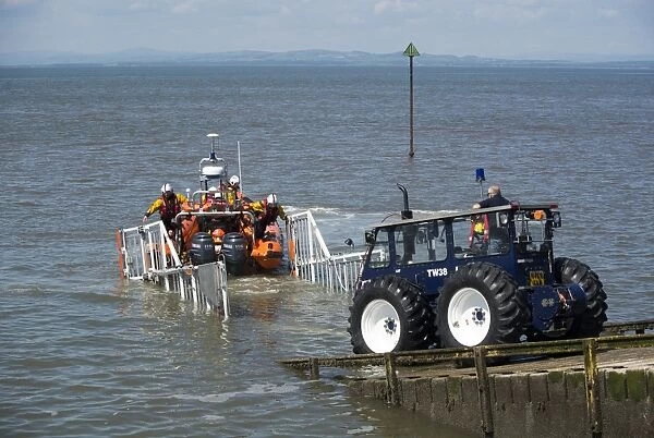 RNLI B-class Atlantic 85 rigid inflatable lifeboat, returning into launch ramp after training exercise, Silloth