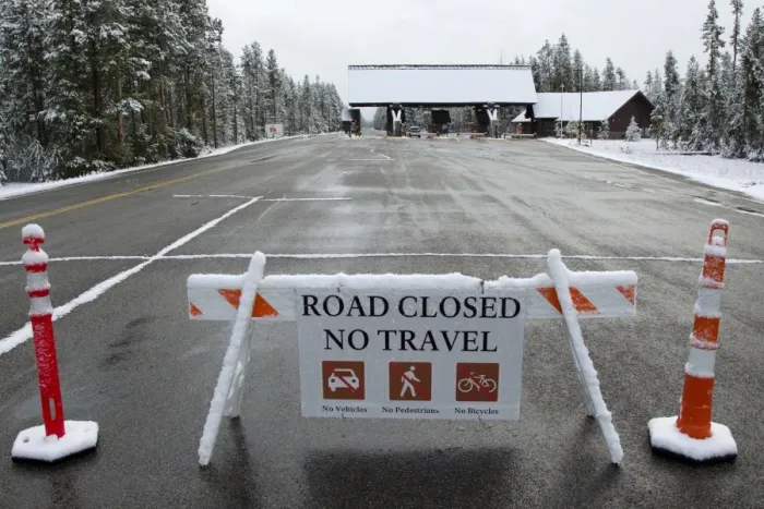 Framed Print : Road Closed, No Travel sign in snow, park closure during Government Shutdown, Yellowstone N. P. Wyoming, U. S. A Framed Print : Road Closed, No Travel sign in snow, park closure during Government Shutdown, Yellowstone N. P. Wyoming, U. S. A