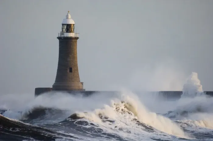 Framed Print : Rough sea and breakwater with lighthouse, Tynemouth Pier, Tynemouth, Tyne and Wear, England, winter Framed Print : Rough sea and breakwater with lighthouse, Tynemouth Pier, Tynemouth, Tyne and Wear, England, winter