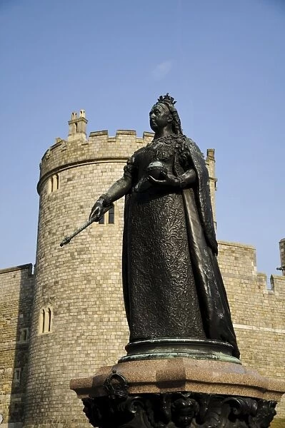 Statue of Queen Victoria, Windsor Castle, Windsor, Berkshire, England, October