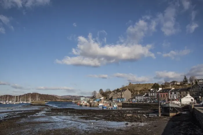 Framed Print : Tarbert is a village in Argyll, Scotland. It is built around East Loch Tarbert, an inlet of Loch Fyne