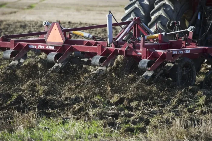 Framed Print : Tractor with Vibro Flex 4300 cultivator, cultivating stubble field, Sweden, october