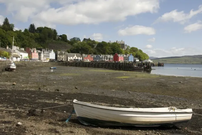 Framed Print : View of boats in harbour of coastal town at low tide, Tobermory, Tobermory Bay, Isle of Mull, Inner Hebrides, Scotland Framed Print : View of boats in harbour of coastal town at low tide, Tobermory, Tobermory Bay, Isle of Mull, Inner Hebrides, Scotland