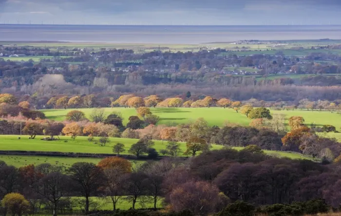 Framed Print : View of farmland on coastal plain, looking towards Morecambe Bay from Harrisend Fell, The Fylde, Lancashire, England Framed Print : View of farmland on coastal plain, looking towards Morecambe Bay from Harrisend Fell, The Fylde, Lancashire, England