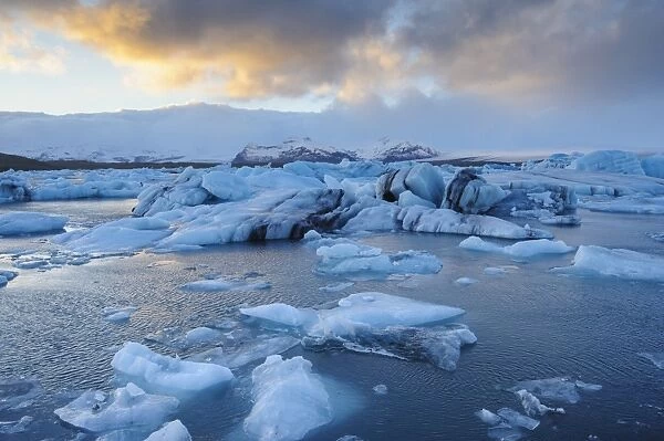 View of glacial icebergs in lake, Jokulsarlon Lagoon, Vatnajokull Glacier, Iceland, November