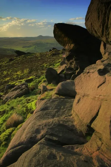 Framed Print : View of gritstone hills on moorland in evening sunlight, The Roaches (The Roches), Peak District Framed Print : View of gritstone hills on moorland in evening sunlight, The Roaches (The Roches), Peak District