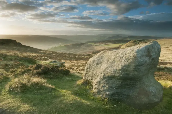 Framed Print : View of gritstone rocks on moorland habitat in evening sunlight, looking from Higger Tor towards Hathersage, Dark Peak Framed Print : View of gritstone rocks on moorland habitat in evening sunlight, looking from Higger Tor towards Hathersage, Dark Peak