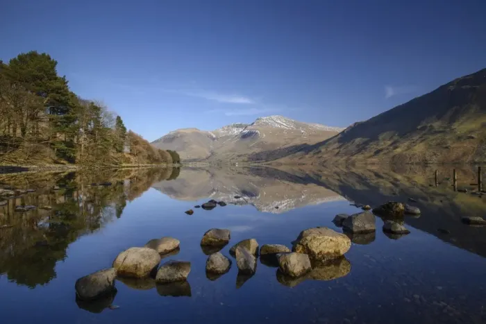 Framed Print : View of lake in over-deepened glacial valley, deepest lake in England at 79 metres (258 feet), Wastwater
