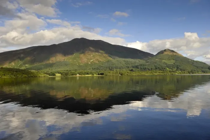 Framed Print : View of mountain reflected in lake, Skiddaw, Bassenthwaite Lake, Keswick, Northern Fells, Lake District N. P Framed Print : View of mountain reflected in lake, Skiddaw, Bassenthwaite Lake, Keswick, Northern Fells, Lake District N. P