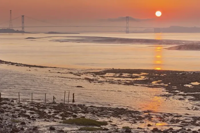 Framed Print : View over river estuary towards suspension bridge in mist at dawn, viewed from Blackrock (Portskewett), Severn Bridge Framed Print : View over river estuary towards suspension bridge in mist at dawn, viewed from Blackrock (Portskewett), Severn Bridge