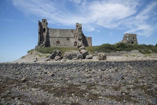 View of rocky beach and ruined castle, Piel Castle, Piel Island, Islands of Furness, Barrow-in-Furness, Cumbria