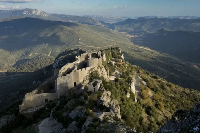 Framed Print : View of ruined Cathar Castle fortress on limestone ridge, Chateau de Peyrepertuse, Duilhac-sous-Peyrepertuse, Aude Framed Print : View of ruined Cathar Castle fortress on limestone ridge, Chateau de Peyrepertuse, Duilhac-sous-Peyrepertuse, Aude