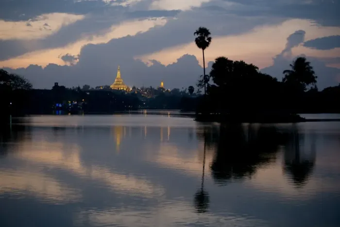 Framed Print : View of Shwedagon Pagoda across lake at sunset, Kandawgyi Lake, Yangon, Myanmar, March Framed Print : View of Shwedagon Pagoda across lake at sunset, Kandawgyi Lake, Yangon, Myanmar, March