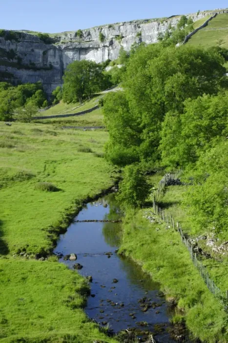 Framed Print : View of stream and limestone cliff, Malham Cove, Malhamdale, Yorkshire Dales N. P. North Yorkshire, England, summer Framed Print : View of stream and limestone cliff, Malham Cove, Malhamdale, Yorkshire Dales N. P. North Yorkshire, England, summer