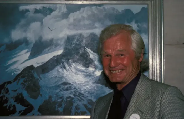 Framed Print : Wildlife artist Keith Shackleton, July 1980 Framed Print : Wildlife artist Keith Shackleton, July 1980