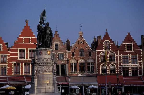 EUROPE, Belgium, Bruges Market Square