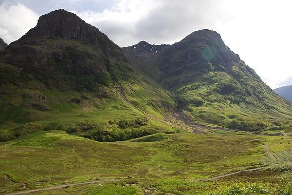 Scotland, Glen Coe valley off the A82 between Tyndrynm and Glencoe, beautiful sweeping mountains