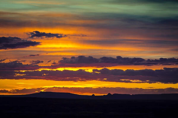 Sunset over the Painted Desert from Pintado Point in Petrified Forest National Park, AZ