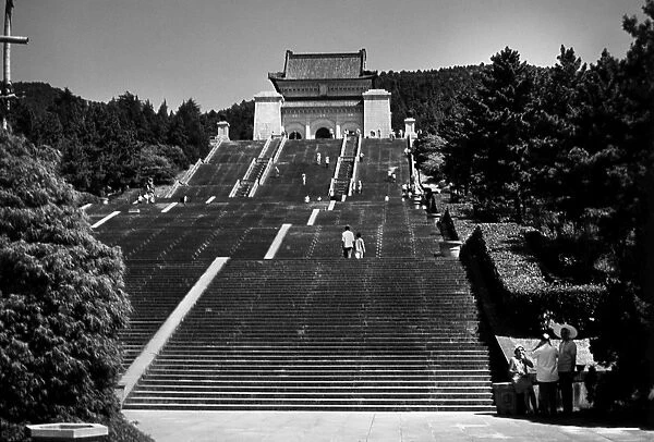 SUN YAT-SEN MAUSOLEUM. A view of the Sun Yat-Sen Mausoleum in Nanking, China, completed in 1929