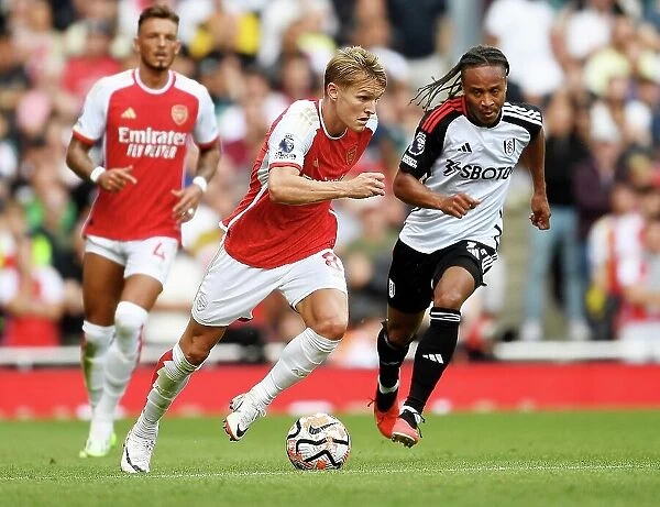 Arsenal's Odegaard Shines: Arsenal FC vs Fulham FC, Premier League 2023-24
