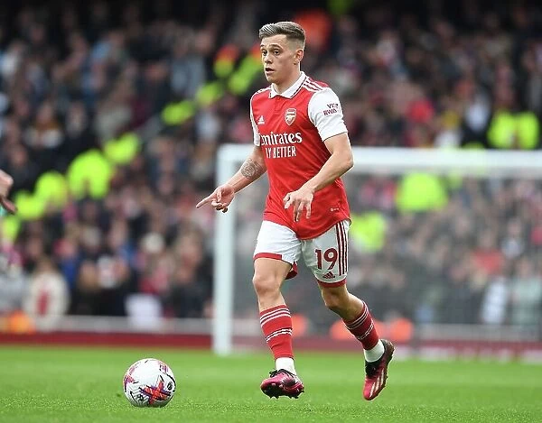 Arsenal's Trossard Shines: Gunners Secure Victory Over Leeds United in the Premier League