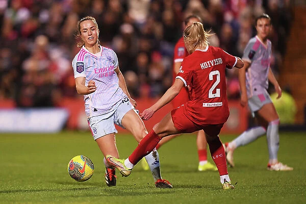 Lia Waelti vs. Emma Koivisto: A Battle in the Barclays Women's Super League - Liverpool FC vs. Arsenal FC