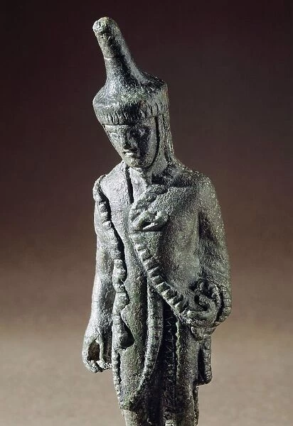 Bronze figure of haruspex