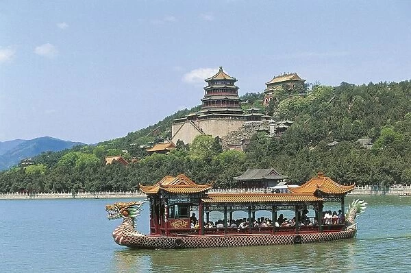 China, Beijing, Summer Palace, Longevity Hill, tour boat on Lake Kunming