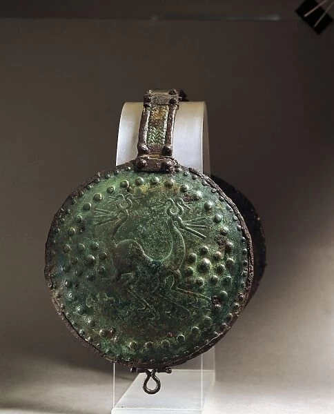 Italy, Abruzzo, Alfedena, Medium-Adriatic bronze disk from an armor