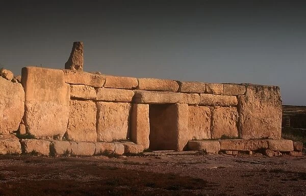 Malta, Mnajdra, Megalithic Temples of Malta, Temple of Hagar-qim