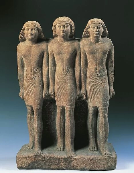 Triad of rawer made of quarzite, from Giza