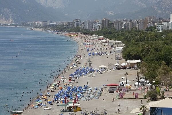 Turkey, Antalya, Konyaalti Beach lined with hotels and trees