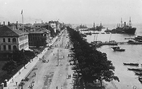 British forces land at Hangchow. The British Bund at Hankow as seen from the Custom House