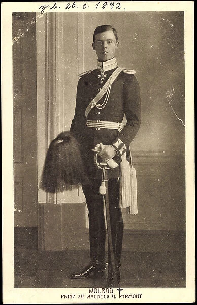 Ak Prince Wolrad to Waldeck Pyrmont in uniform, helmet, sabre (b  /  w photo)