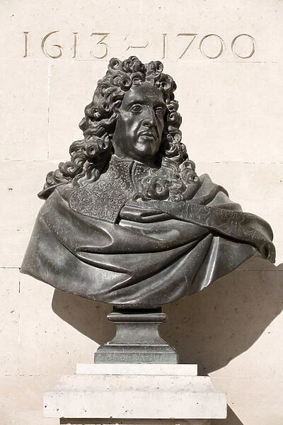 Bust of Andre Le Notre (1613-1700), gardener of the king, author of the park of the Palace of Versailles, Vaux Le Vicomte (Vaux-le-Vicomte), Chantilly, Bronze sculpture by Antoine Coysevox (1640-1720). Photography, KIM Youngtae