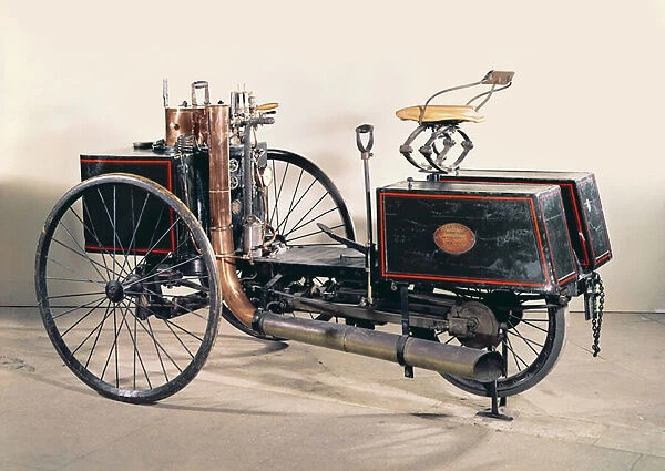 Dion-Bouton steam tricycle, 1885 (photo)