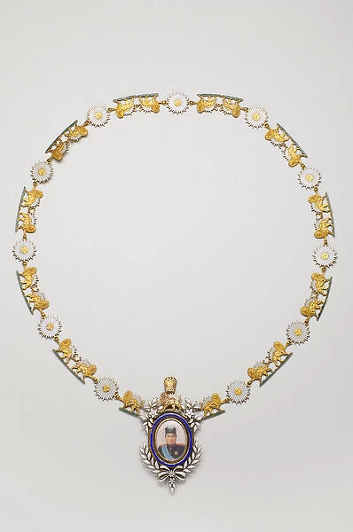 Iran - Imperial Portrait Decoration: Necklace with the portrait of Ahmad Shah