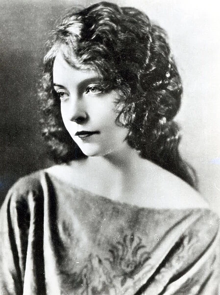 Lilian Gish, c. 1920 (b  /  w photo)
