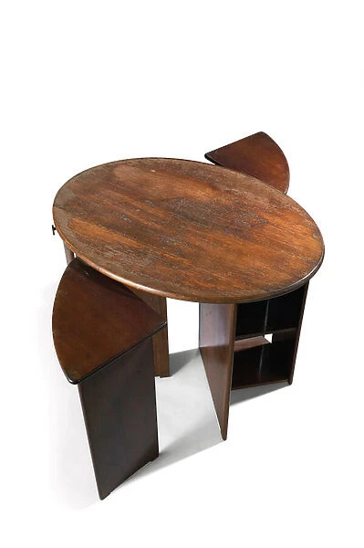 MB130 Coffee table, c. 1923-25 (amaranth) (see also 2650226-7)
