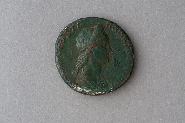 Sestertius of Vibia Sabina (bronze)